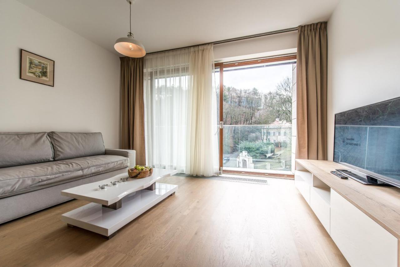 Mozart Central Apartments With Garage ปราก ภายนอก รูปภาพ